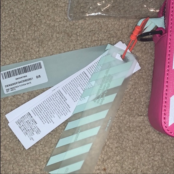 Off white purse for sale. Willing to trade - Picture 4 of 4